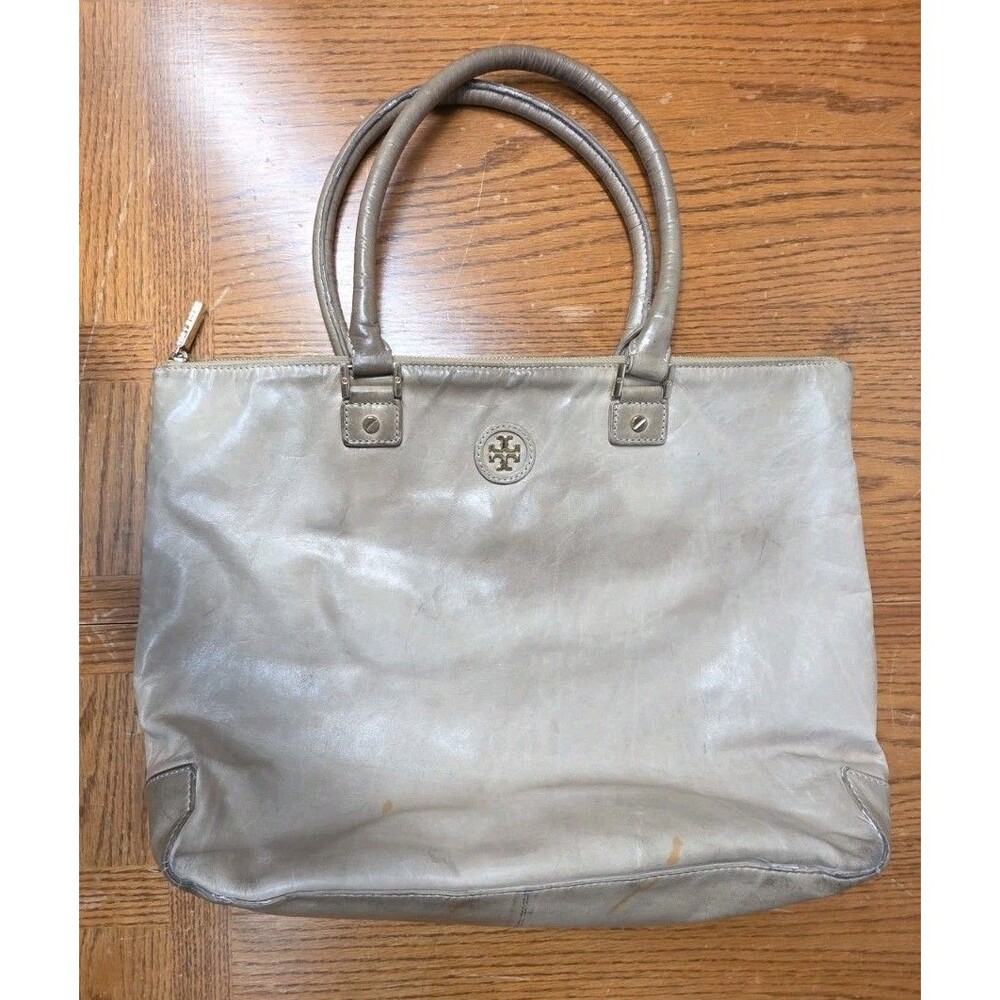 Tory Burch East West Robinson Tote Tan Patent Saffiano Leather Shoulder Bag